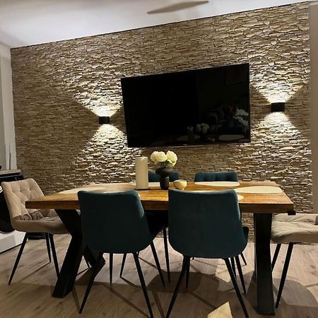 דיסלדורף 3 Raum City-Apartment - 5Min Zum Hbf Grupello-1 מראה חיצוני תמונה