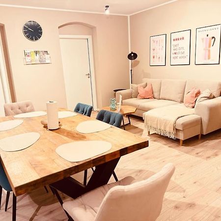 דיסלדורף 3 Raum City-Apartment - 5Min Zum Hbf Grupello-1 מראה חיצוני תמונה