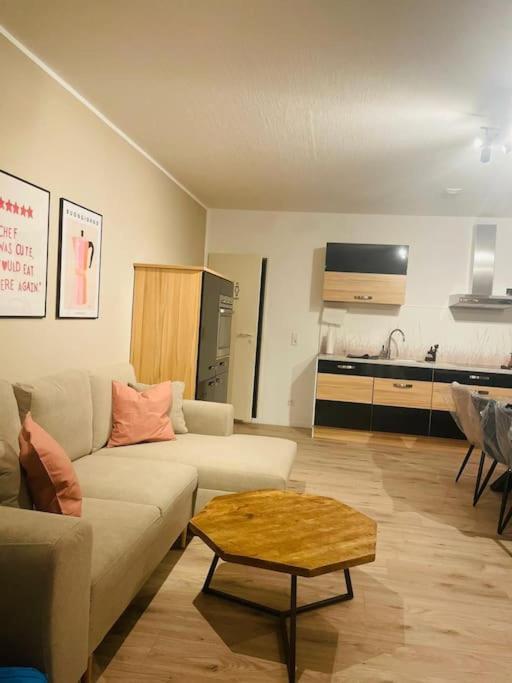 דיסלדורף 3 Raum City-Apartment - 5Min Zum Hbf Grupello-1 מראה חיצוני תמונה