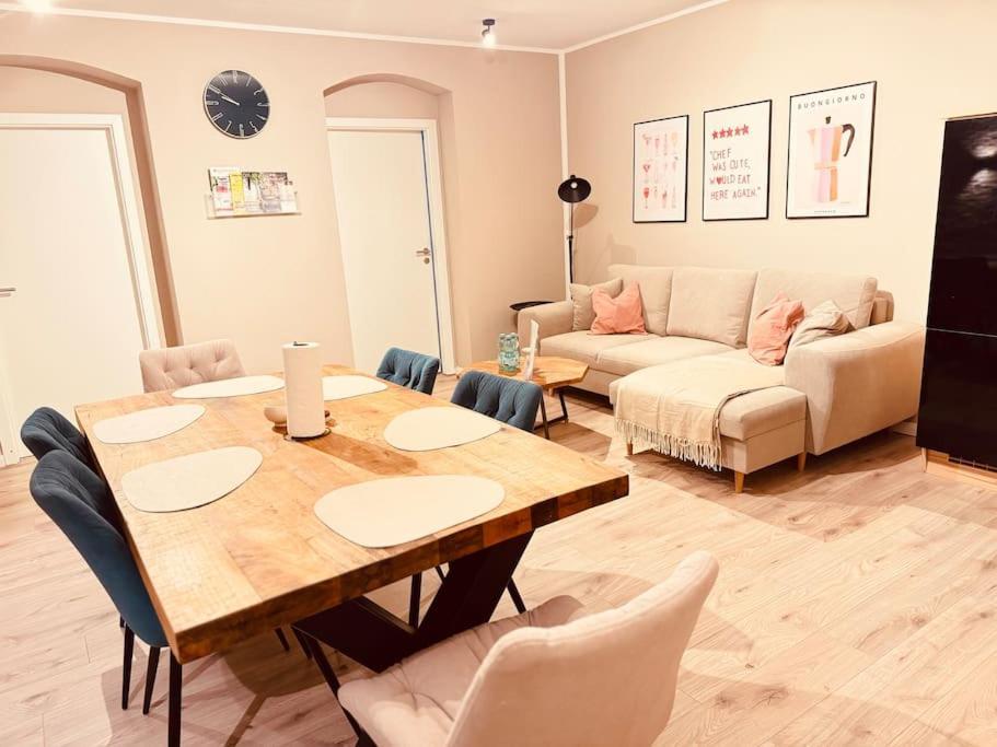 דיסלדורף 3 Raum City-Apartment - 5Min Zum Hbf Grupello-1 מראה חיצוני תמונה